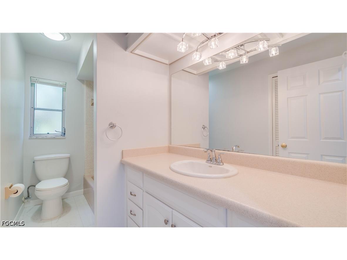 5657 Eichen Circle E Fort Myers FL 33919 2026021597 image31