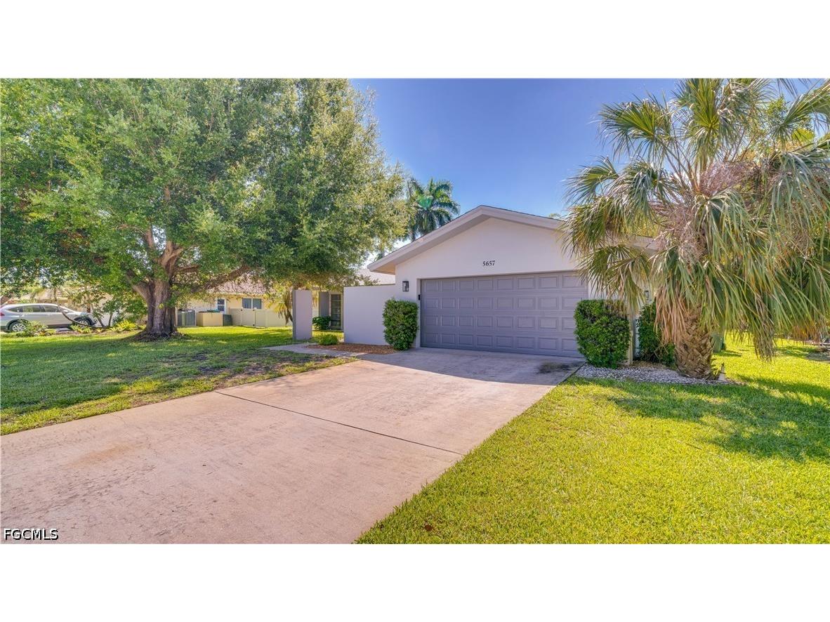 5657 Eichen Circle E Fort Myers FL 33919 2026021597 image45