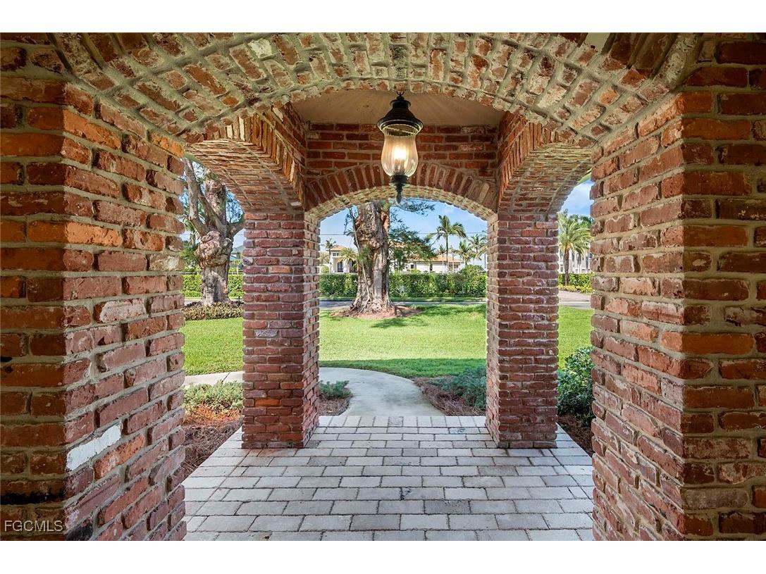 5657 Shaddelee Lane W Fort Myers FL 33919 2025026380 image18