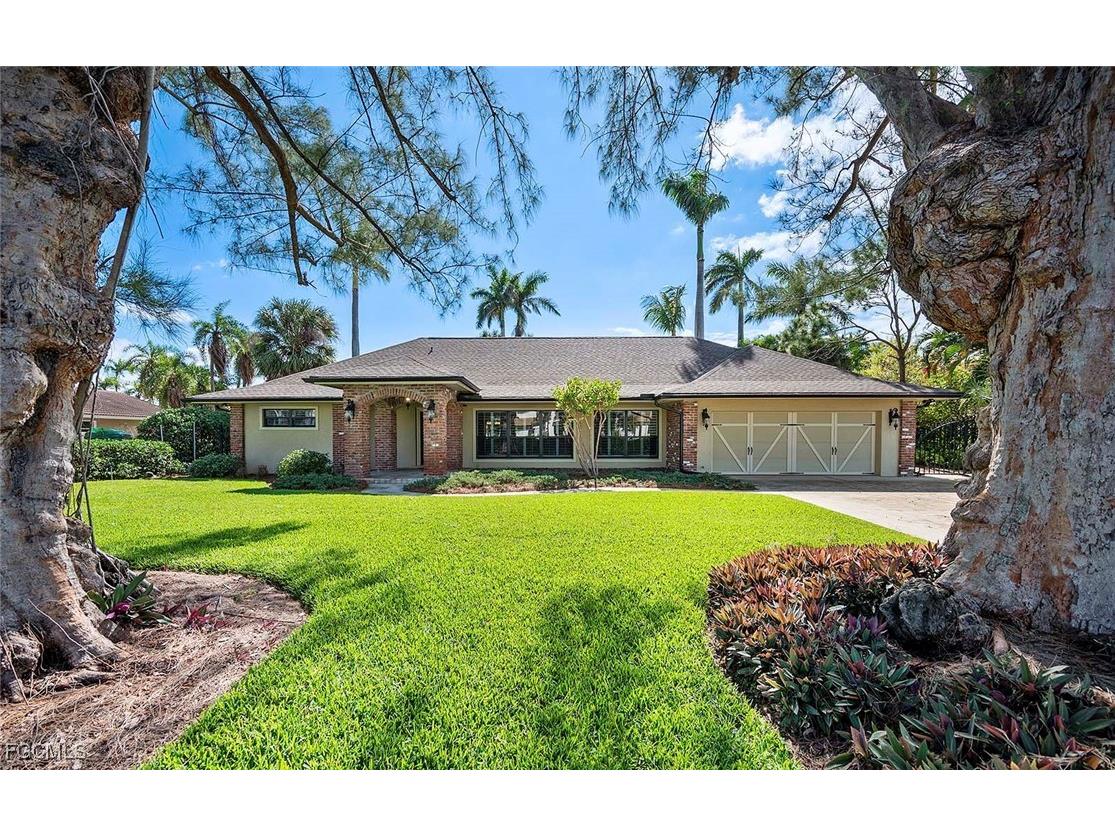 5657 Shaddelee Lane W Fort Myers FL 33919 2025026380 image4
