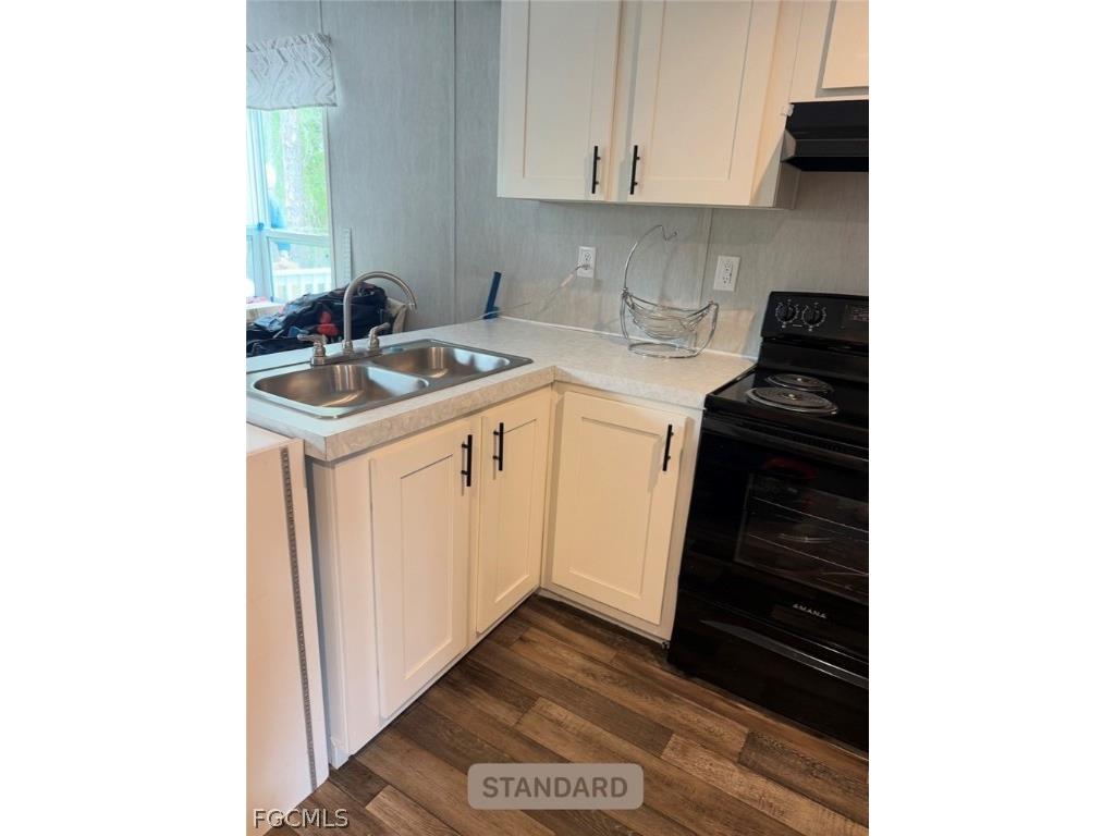 566 Avenida Del Sur Avenue Montura Ranches FL 33440 2026013333 image5