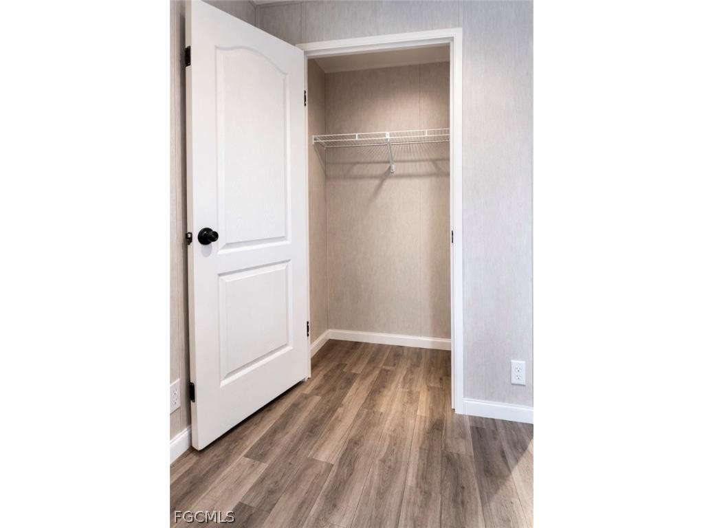 566 Avenida Del Sur Avenue Montura Ranches FL 33440 2026013333 image7