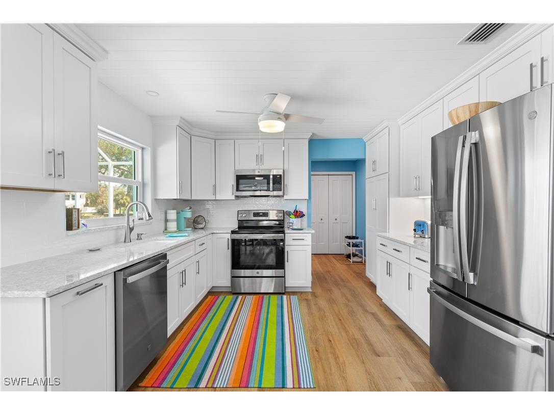 566 Boulder Drive Sanibel FL 33957 225061305 image11