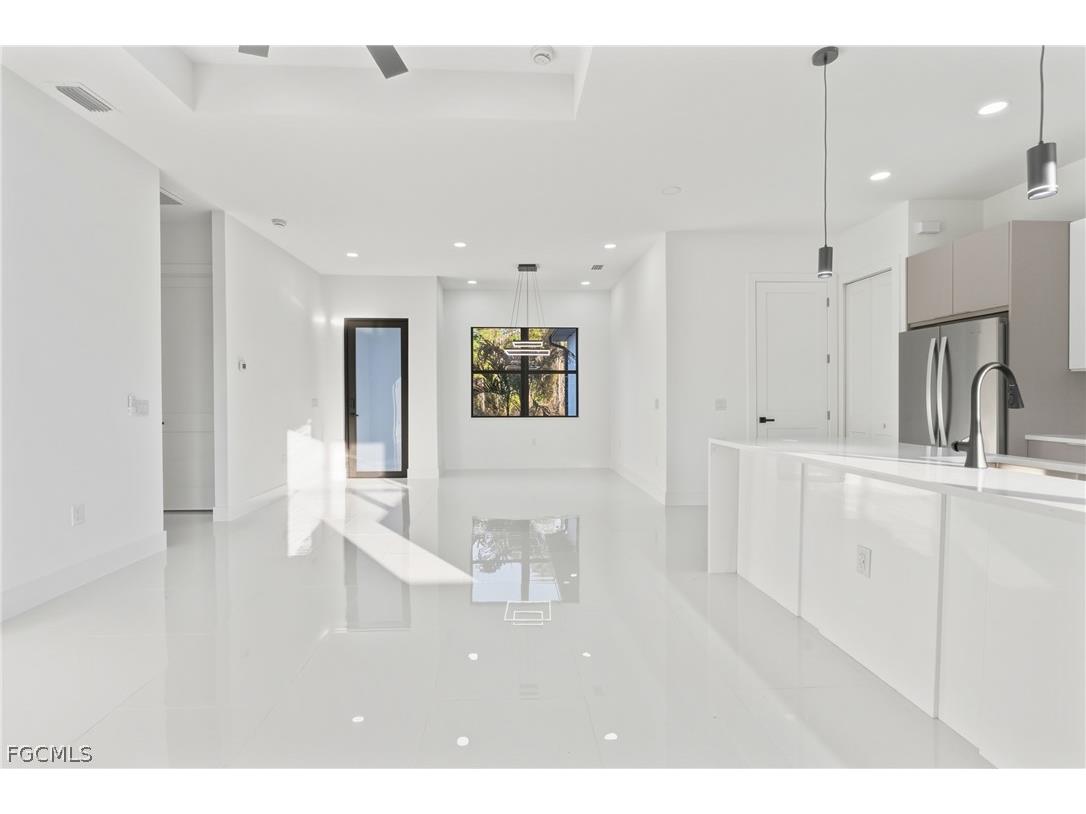 566 Eisenhower Boulevard Lehigh Acres FL 33974 2026009550 image10