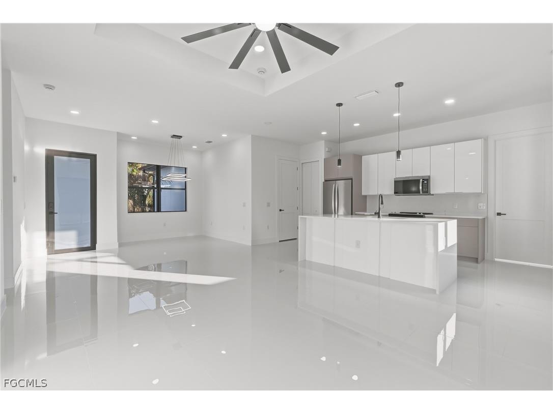 566 Eisenhower Boulevard Lehigh Acres FL 33974 2026009550 image8