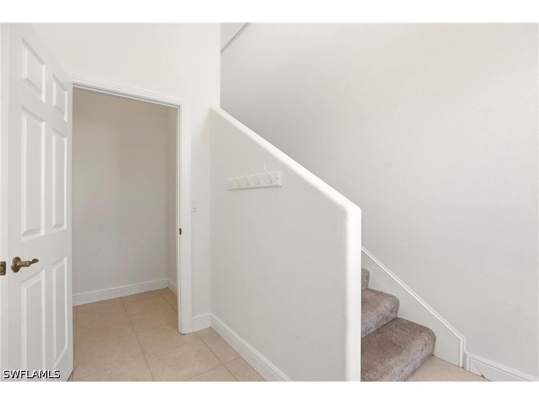 566 Vintage Reserve Lane #21-D Naples FL 34119 226016260 image14
