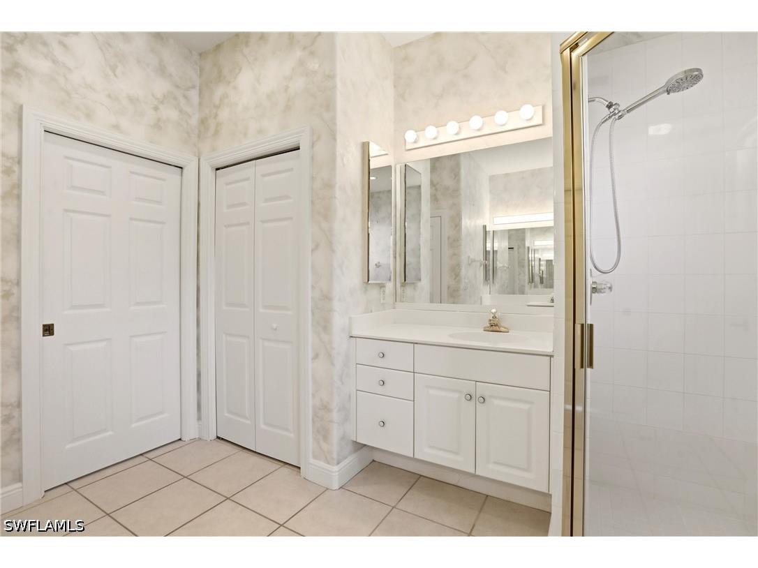 566 Vintage Reserve Lane #21-D Naples FL 34119 226016260 image34