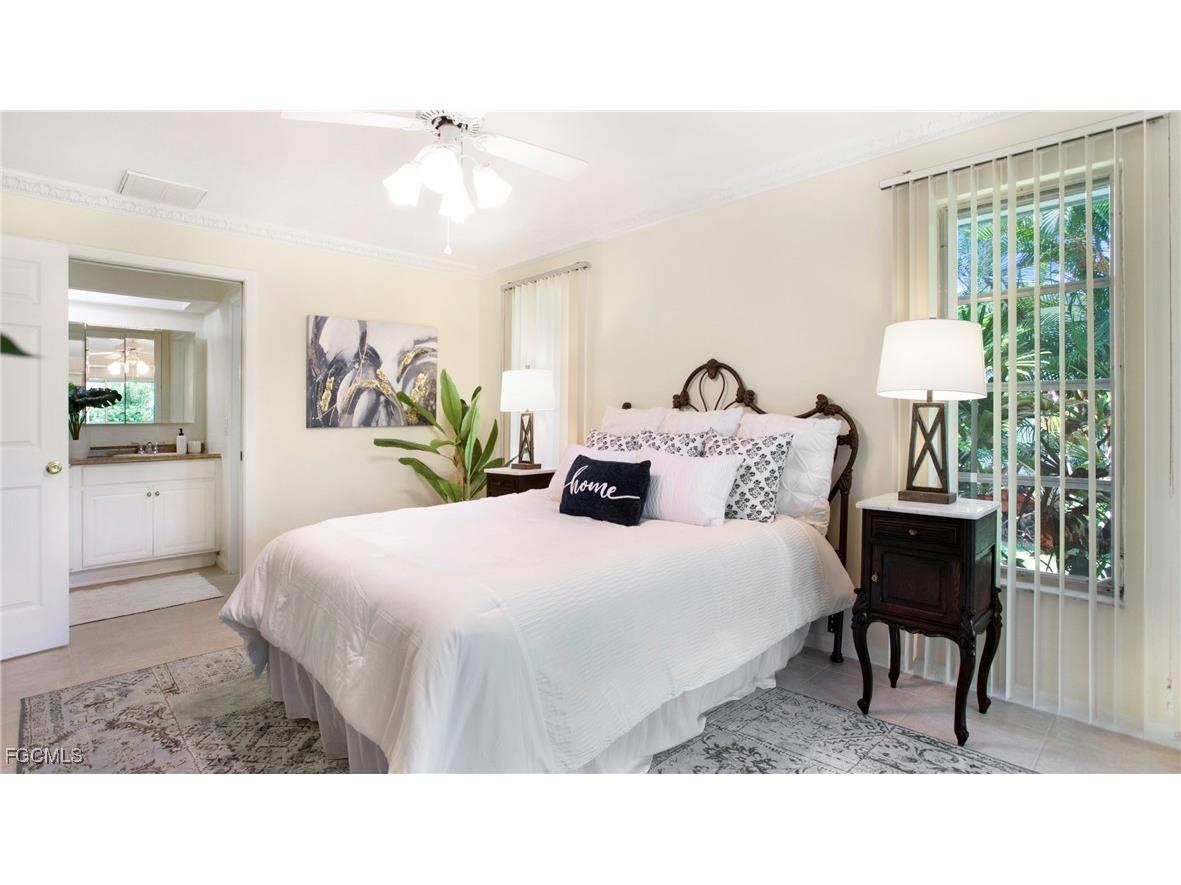 5661 Eichen Circle E Fort Myers FL 33919 2025004750 image16