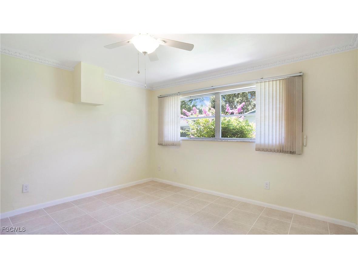 5661 Eichen Circle E Fort Myers FL 33919 2025004750 image19