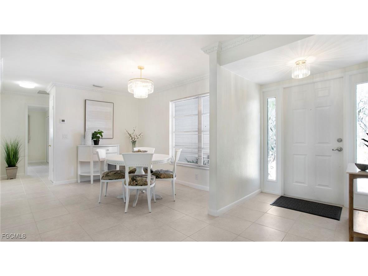 5661 Eichen Circle E Fort Myers FL 33919 2025004750 image5