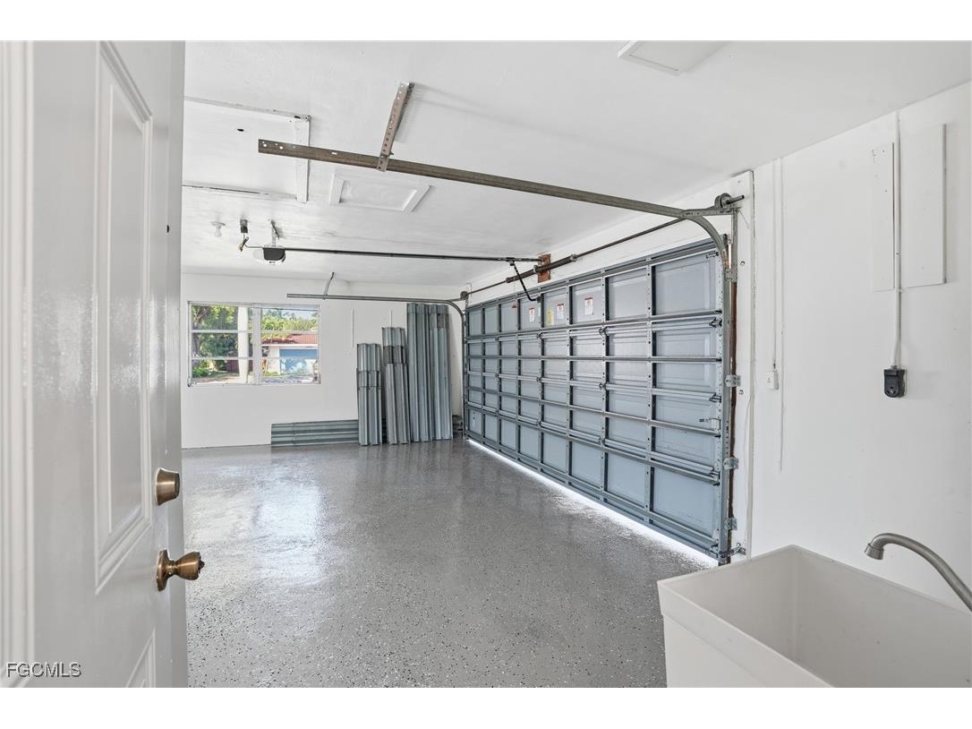 5661 Eichen Circle E Fort Myers FL 33919 2026002096 image24