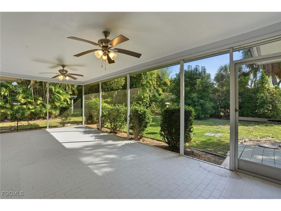 5661 Eichen Circle E Fort Myers FL 33919 2026002096 image25