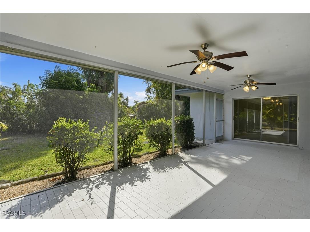 5661 Eichen Circle E Fort Myers FL 33919 2026002096 image26