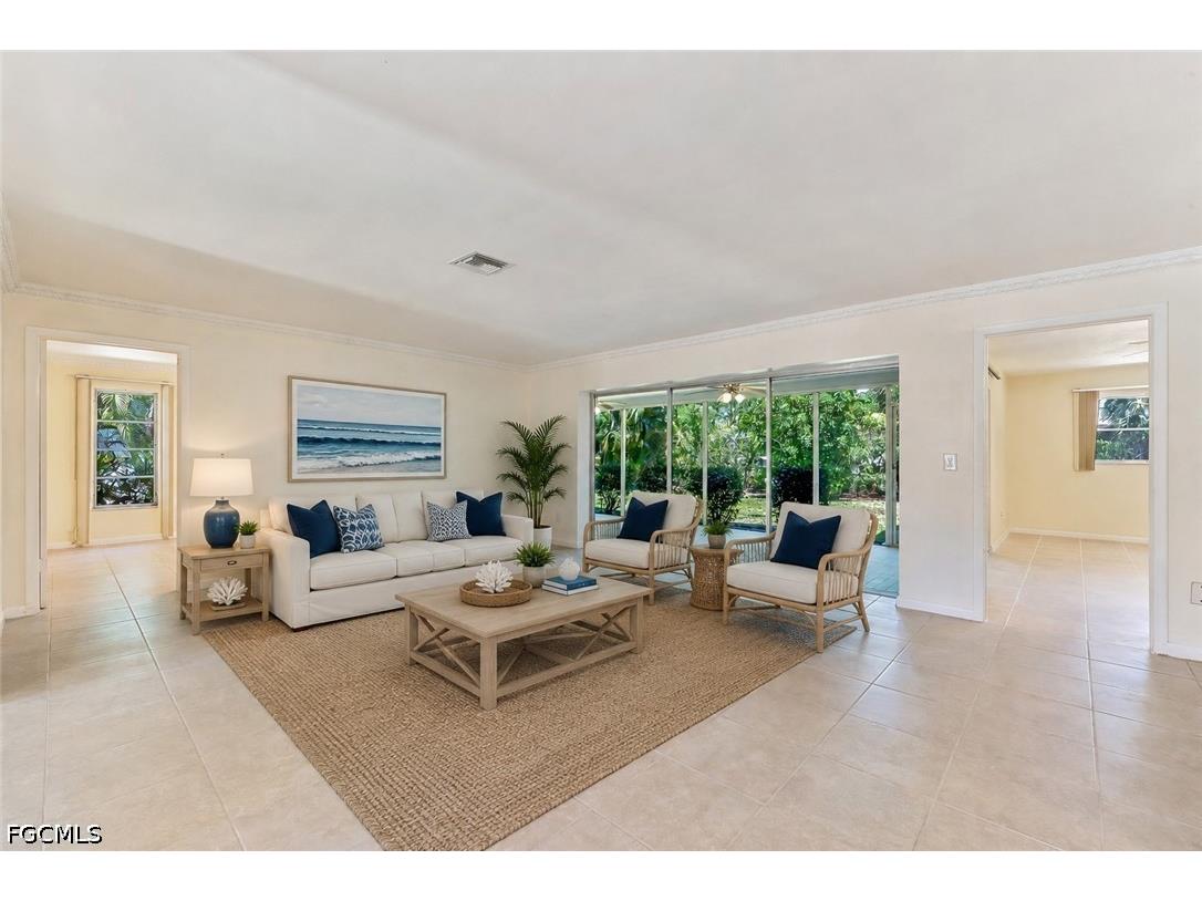 5661 Eichen Circle E Fort Myers FL 33919 2026022655 image4