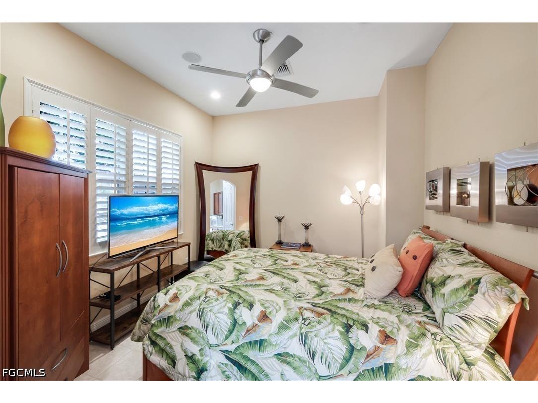 5661 Kensington Loop Fort Myers FL 33912 2026025481 image21