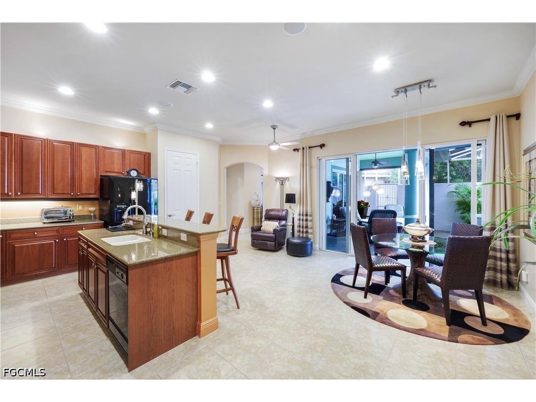 5661 Kensington Loop Fort Myers FL 33912 2026025481 image4