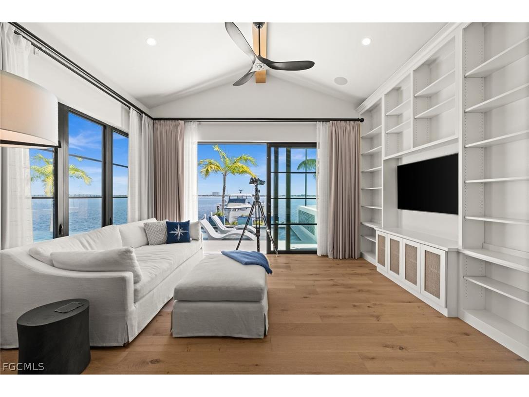 5661 Riverside Drive Cape Coral FL 33904 2026004751 image22