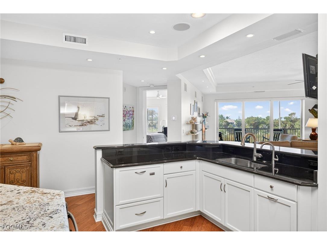 5663 Baltusrol Court #3B Sanibel FL 33957 2026008348 image13