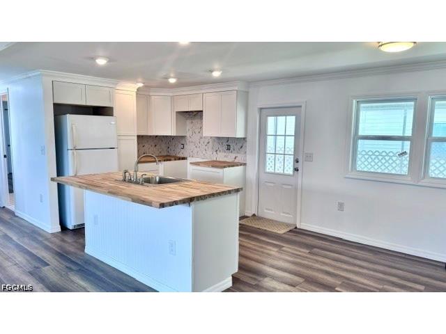 5664 Captain John Smith Loop North Fort Myers FL 33917 2026021992 image1