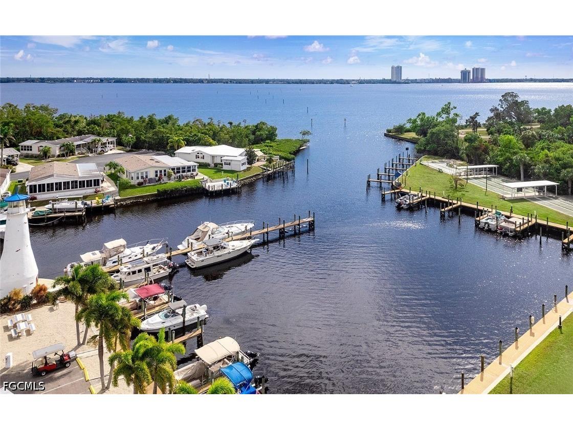 5664 Captain John Smith Loop North Fort Myers FL 33917 2026021992 image18