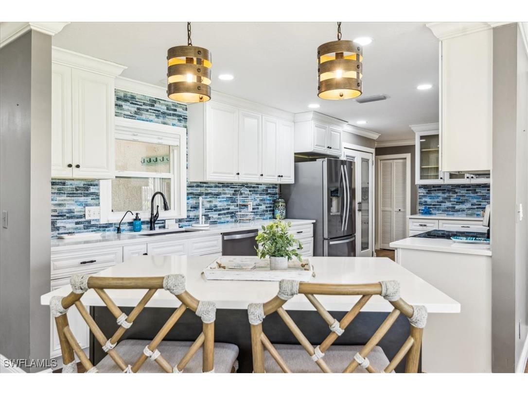 5668 Balkan Court Fort Myers FL 33919 224097268 image1