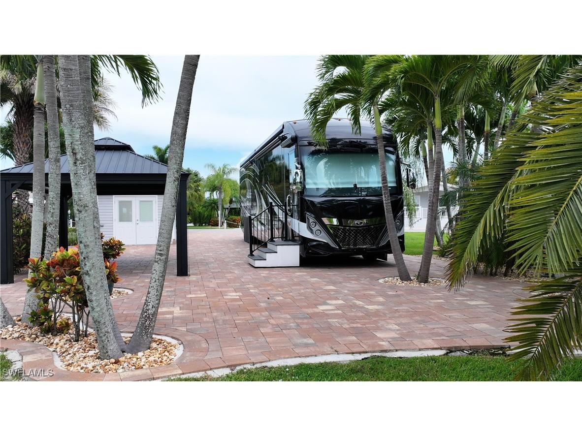 5672 Brightwood Drive Fort Myers FL 33905 225065236 image18