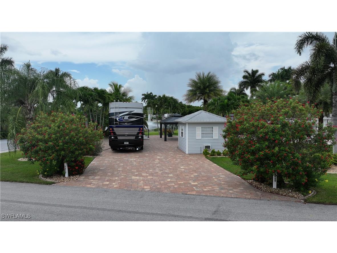 5672 Brightwood Drive Fort Myers FL 33905 225065236 image2
