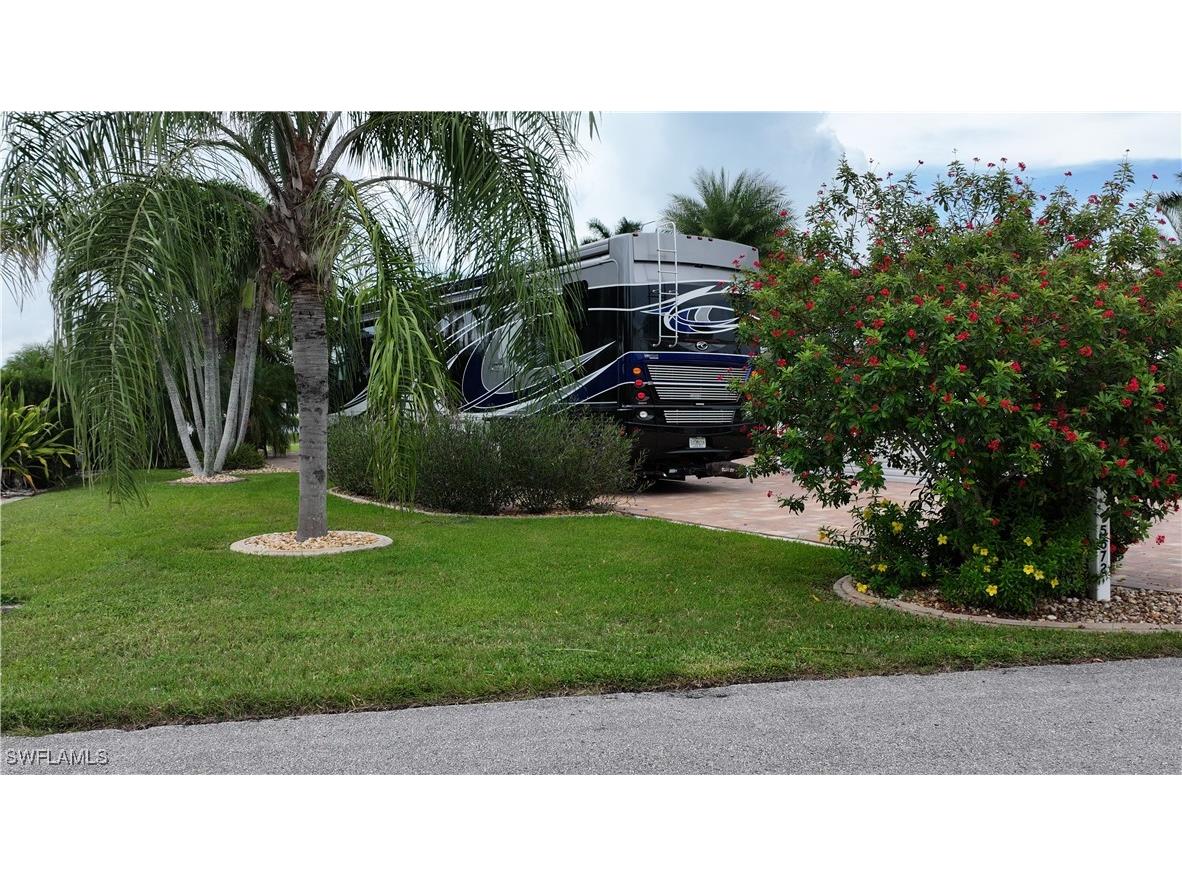 5672 Brightwood Drive Fort Myers FL 33905 225065236 image4