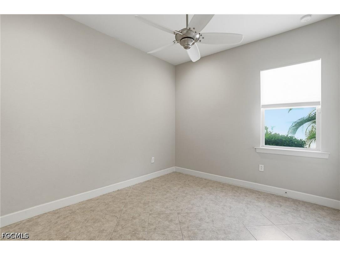 5672 Whispering Willow Way Fort Myers FL 33908 2026016353 image32