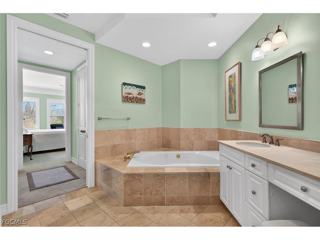 5675 Baltusrol Court #1B Sanibel FL 33957 2025023007 image20