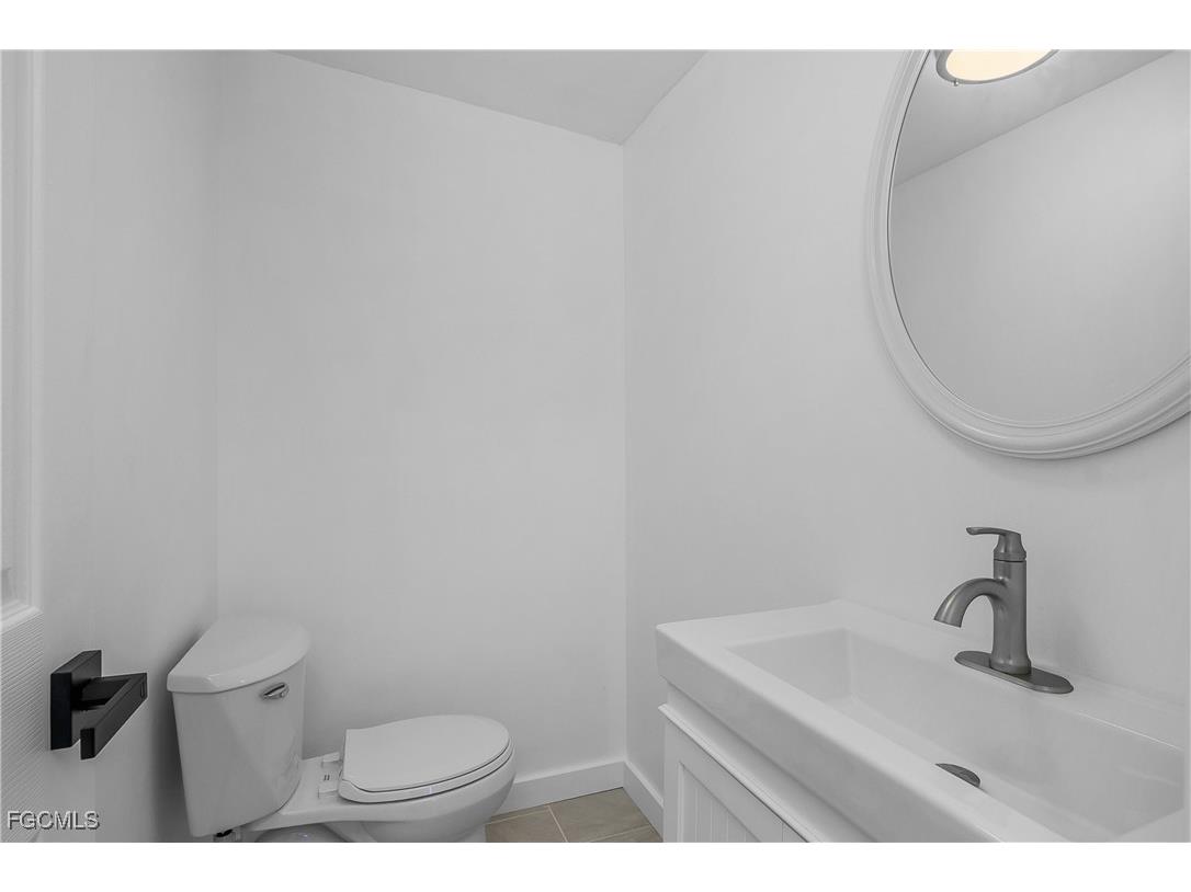 5675 Pine Island Road NW Bokeelia FL 33922 2025012011 image17