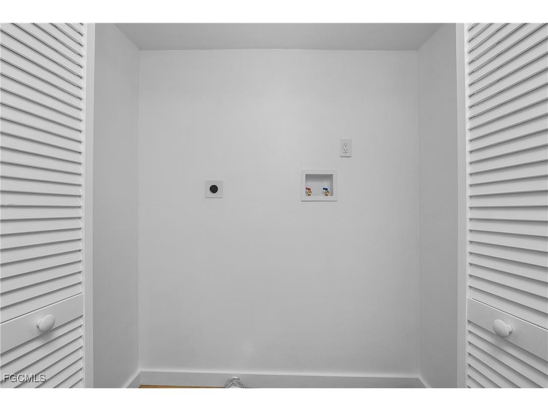 5675 Pine Island Road NW Bokeelia FL 33922 2025012011 image19