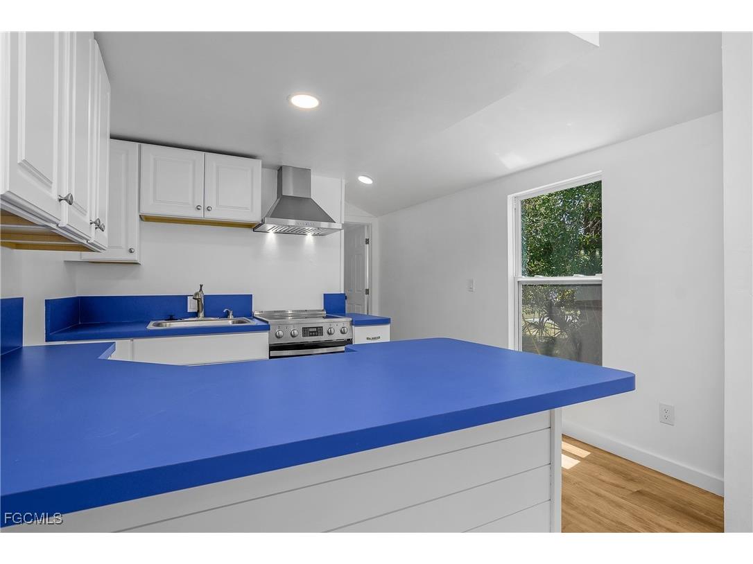 5675 Pine Island Road NW Bokeelia FL 33922 2025012011 image9