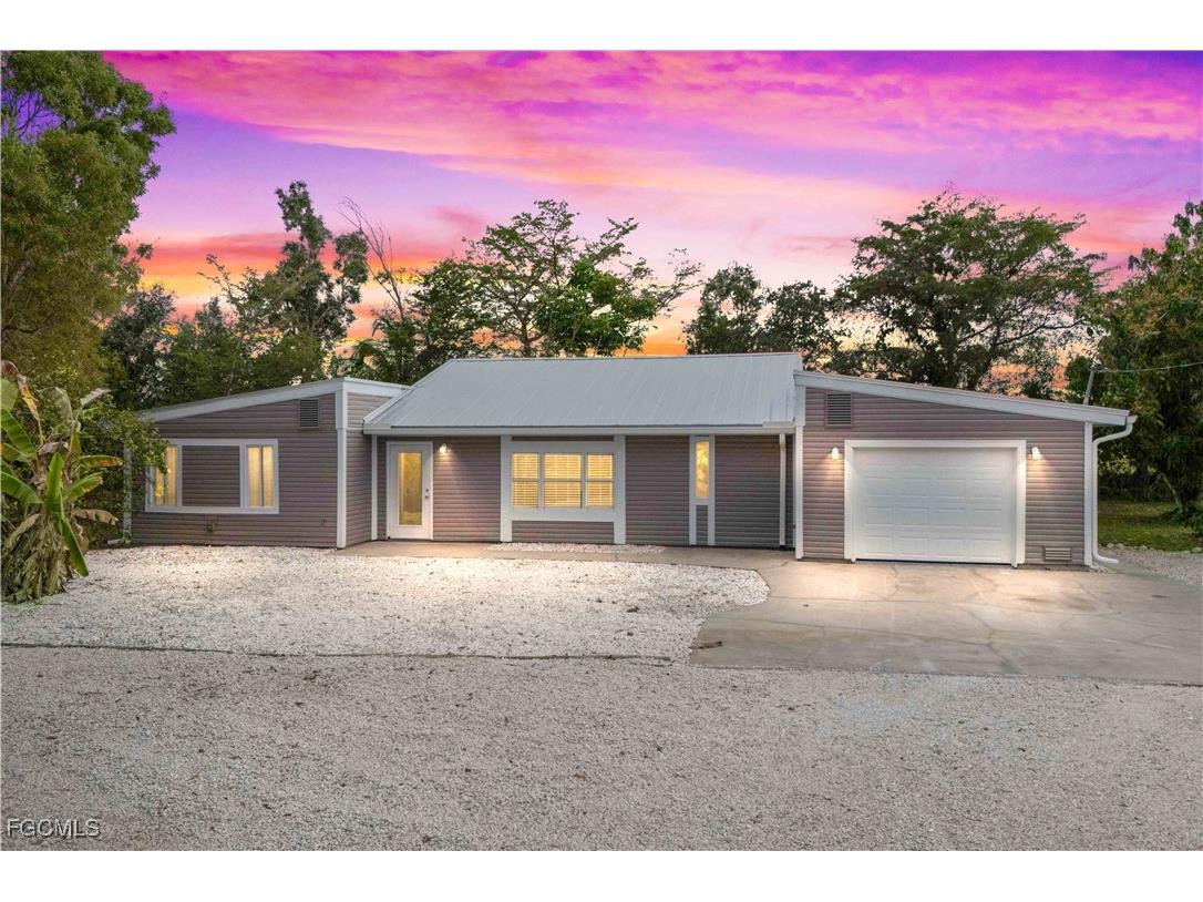 5675 Sandal Lane Bokeelia FL 33922 2026001842 image1