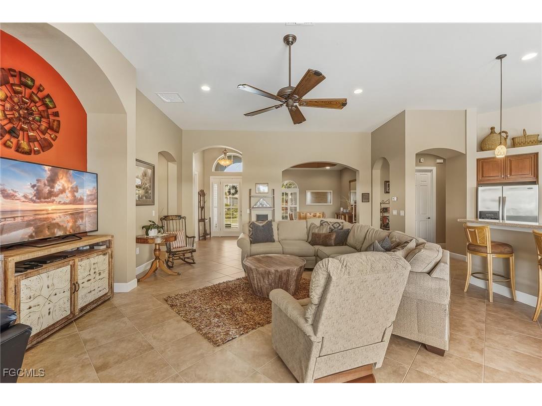 5675 Whispering Willow Way Fort Myers FL 33908 2025016203 image10