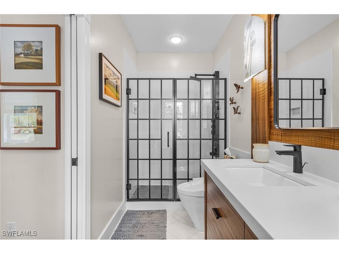 5677 Cove Circle Naples FL 34119 225072705 image20