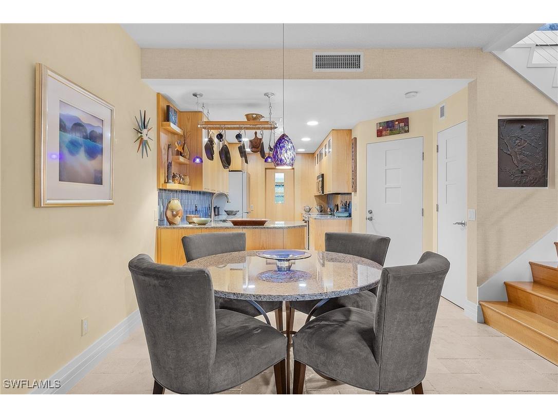 5677 Cove Circle Naples FL 34119 225072705 image7