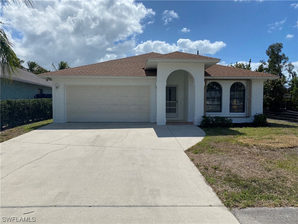 568 111th Avenue N Naples FL 34108 223034894 image1