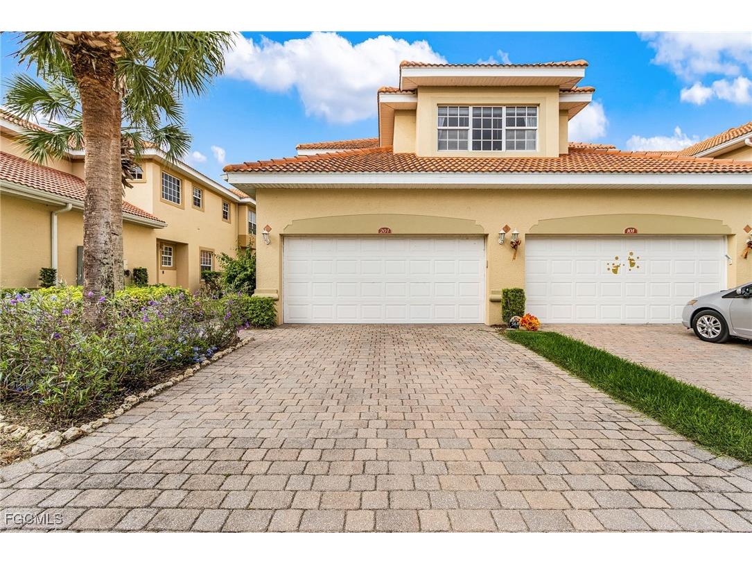 5680 Chelsey Lane #201 Fort Myers FL 33912 2025019915 image1