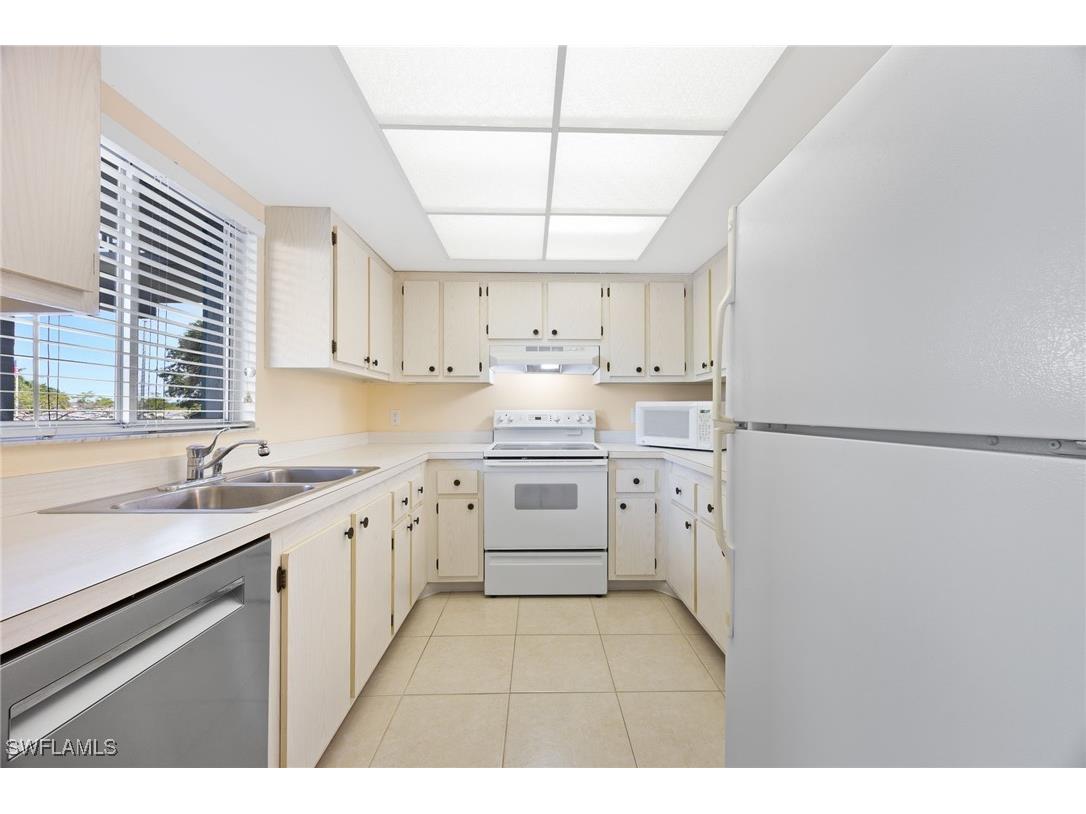5683 Rattlesnake Hammock Road #A-202 Naples FL 34113 226004029 image11
