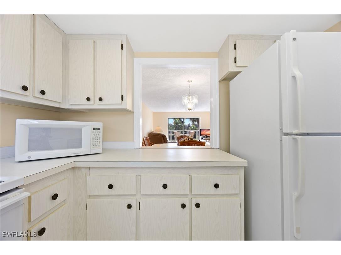 5683 Rattlesnake Hammock Road #A-202 Naples FL 34113 226004029 image12