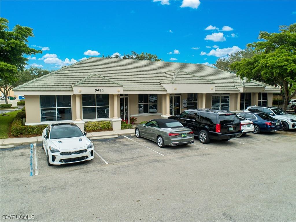 5683 Strand Court #4 Naples FL 34110 223076987 image1