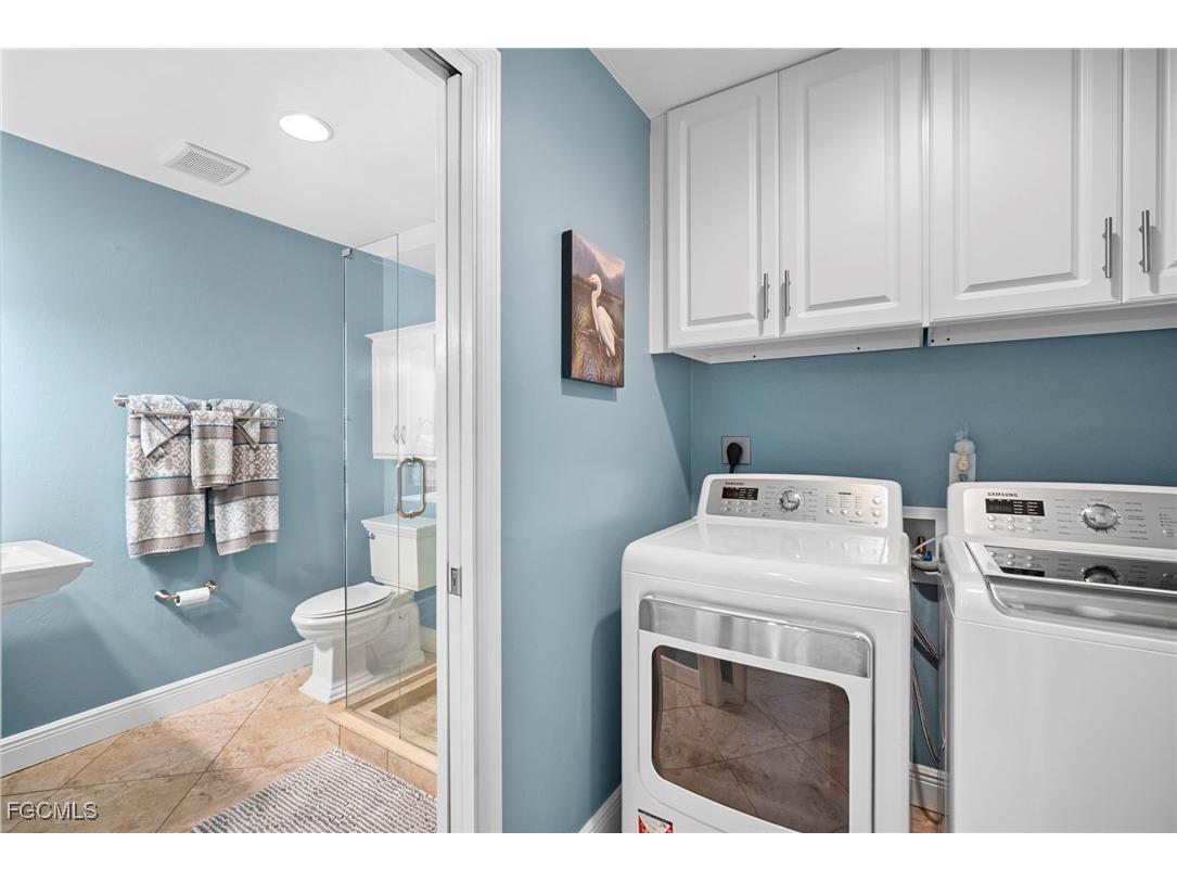 5688 Arvine Circle Fort Myers FL 33919 2025020741 image23