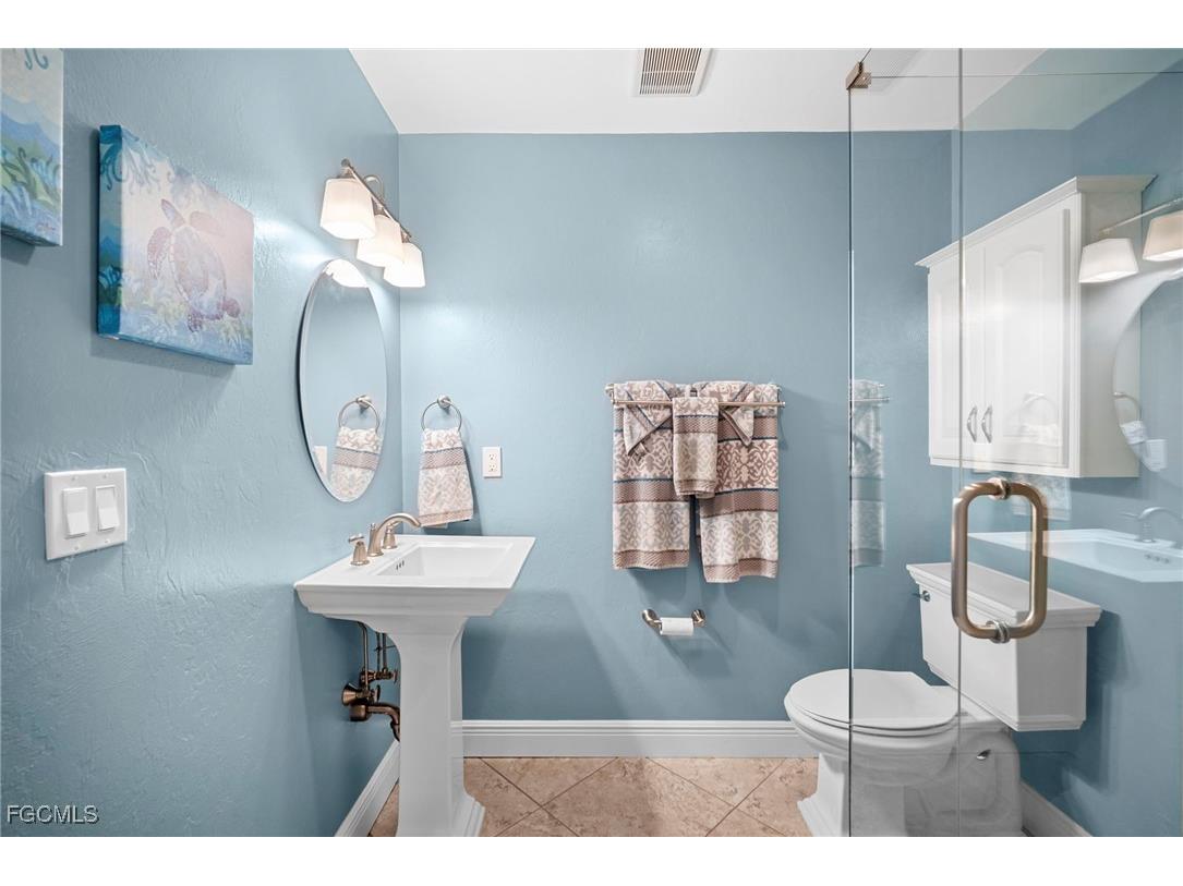 5688 Arvine Circle Fort Myers FL 33919 2025020741 image25