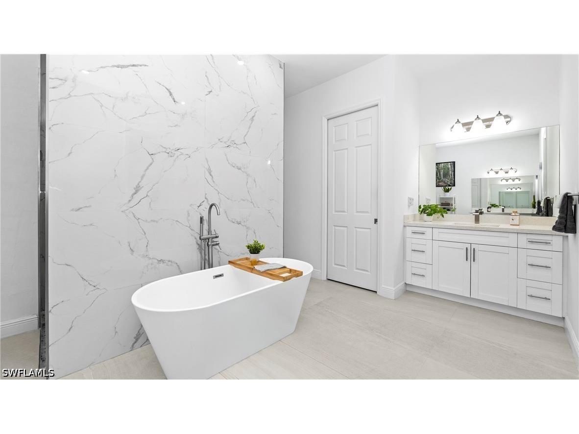 569 Desoto Boulevard S Naples FL 34117 226023678 image25