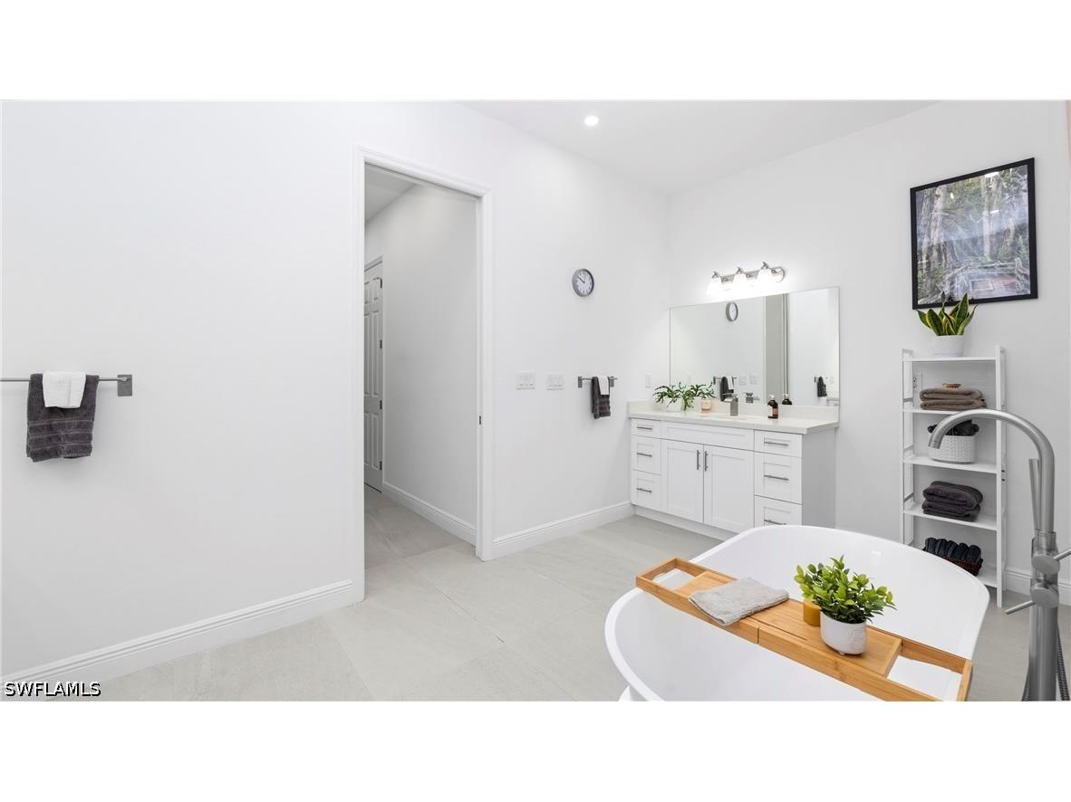 569 Desoto Boulevard S Naples FL 34117 226023678 image27