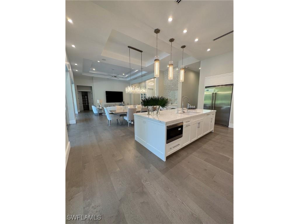 569 Neapolitan Way Naples FL 34103 223064341 image10