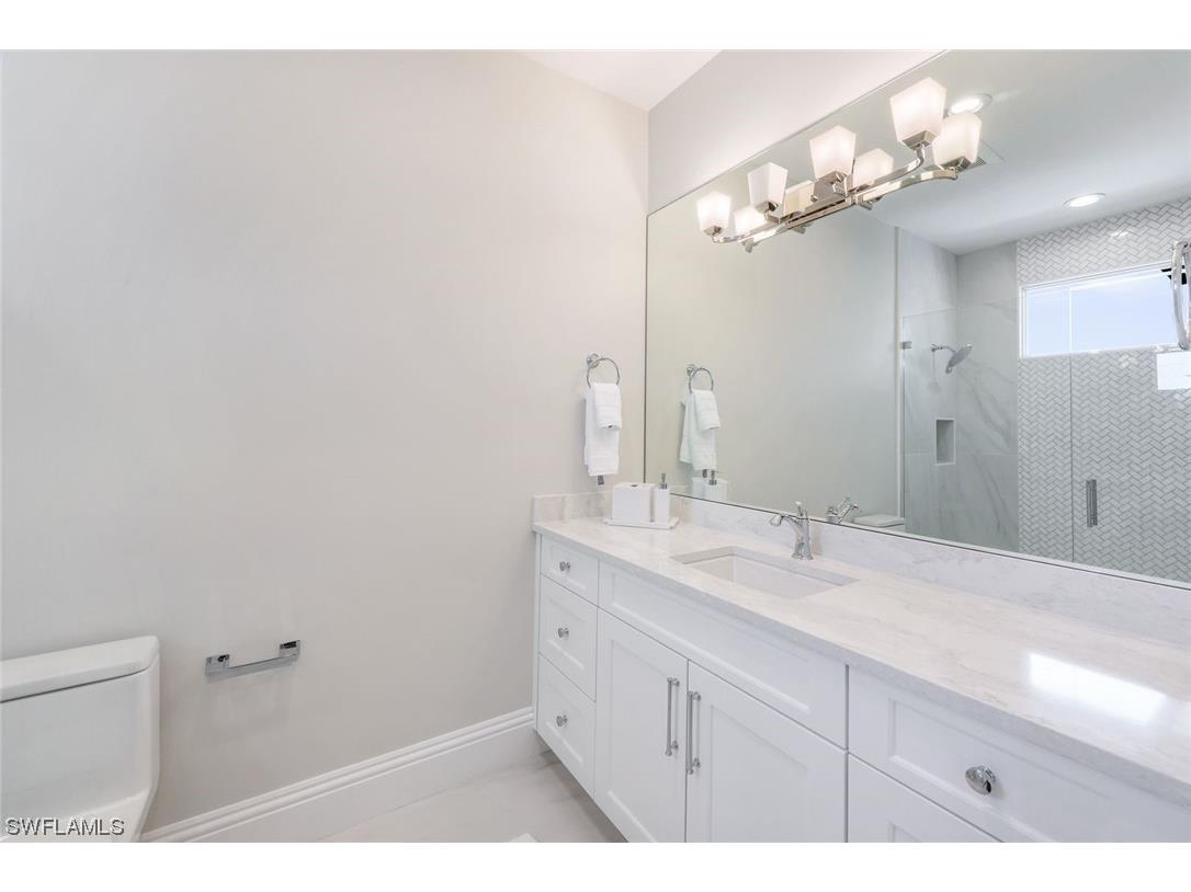 569 Neapolitan Way Naples FL 34103 223064341 image22