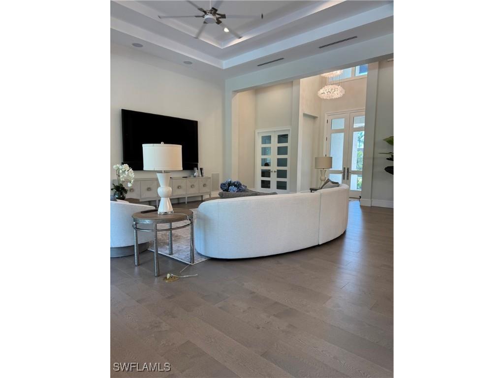 569 Neapolitan Way Naples FL 34103 223064341 image3