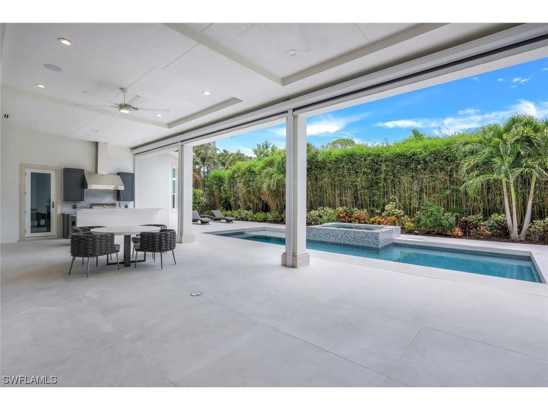 569 Neapolitan Way Naples FL 34103 223064341 image34